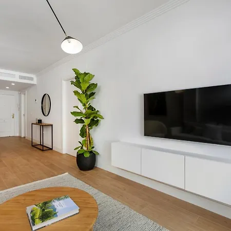 아파트 Stunning Renovated Golden Banus! Rdr254 마르베야
